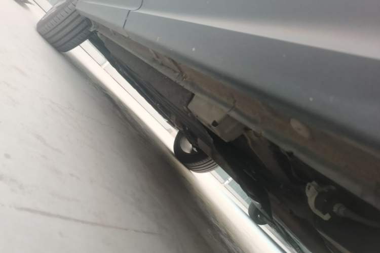 Used Lynk & Co 06 2023 Remix 1.5T Hero Left Side Sill