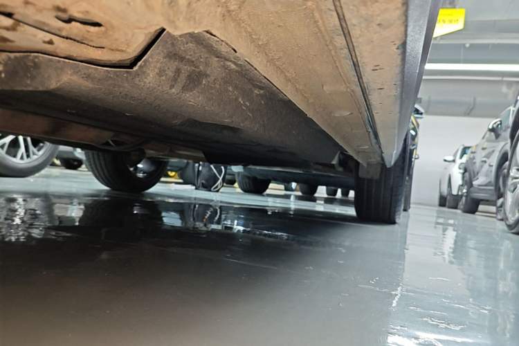 Used Lynk & Co 06 2023 Remix 1.5T Hero Left Side Sill