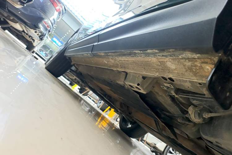 Used Lynk & Co 06 2023 Remix 1.5T Hero Left Side Sill