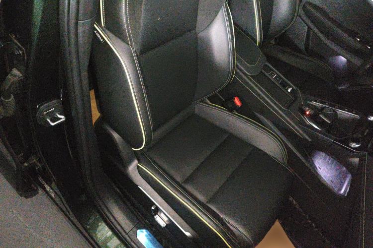 Used Lynk & Co 06 2023 Remix 1.5T Hero Right Front Seat
