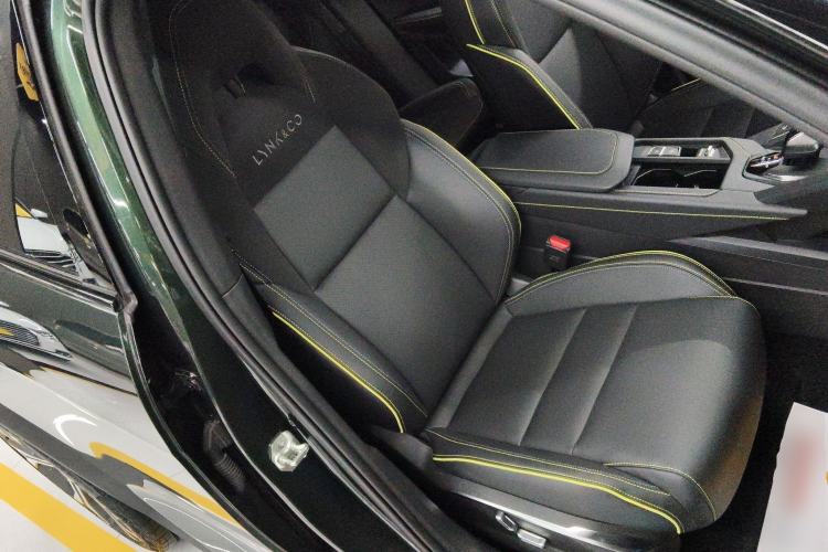Used Lynk & Co 06 2023 Remix 1.5T Hero Right Front Seat