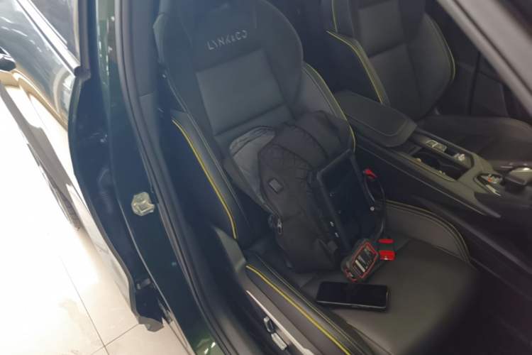 Used Lynk & Co 06 2023 Remix 1.5T Hero Right Front Seat