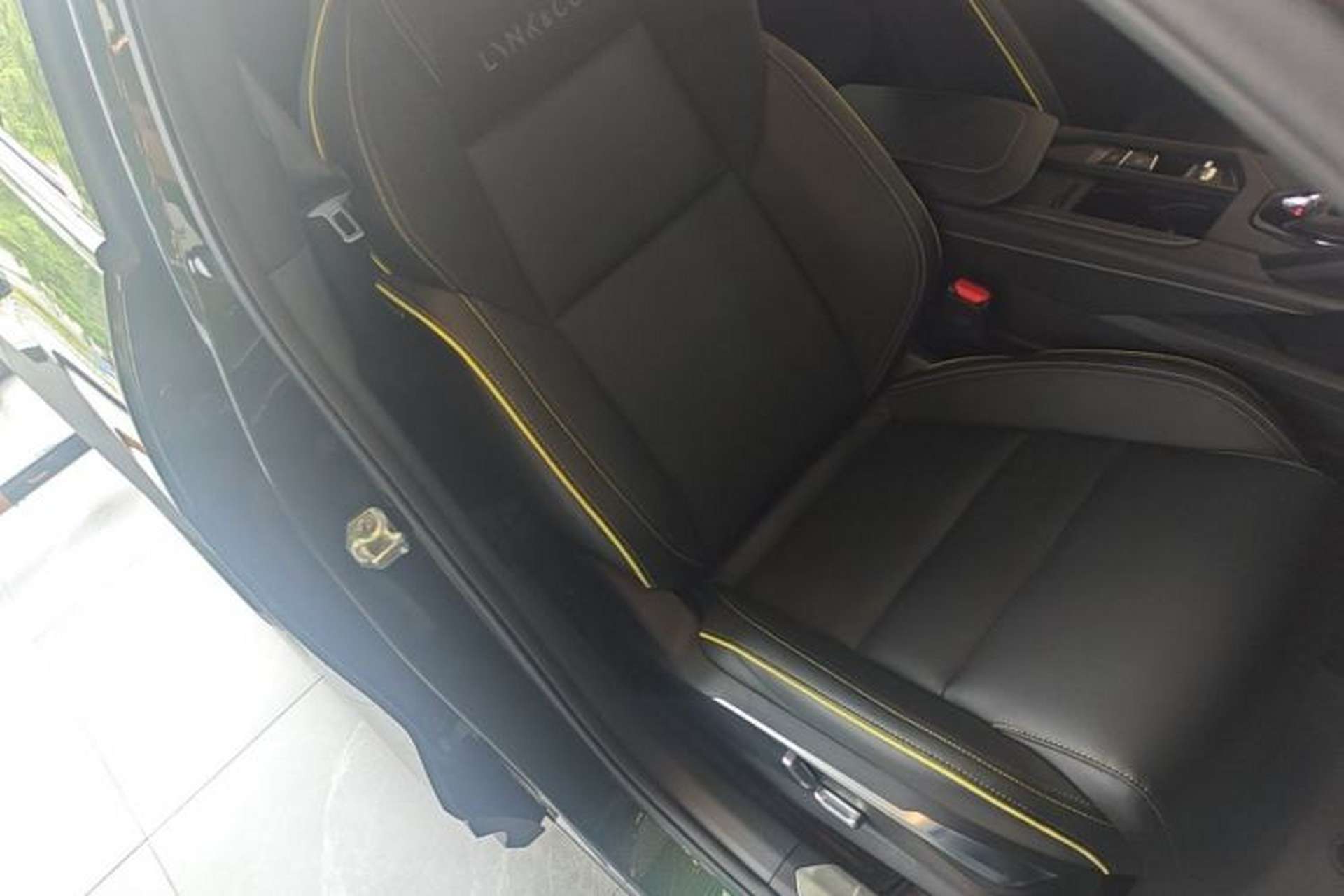 Used Lynk & Co 06 2023 Remix 1.5T Hero Right Front Seat