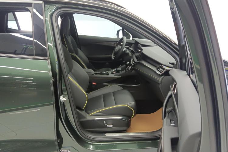 Used Lynk & Co 06 2023 Remix 1.5T Hero Right Front Seat