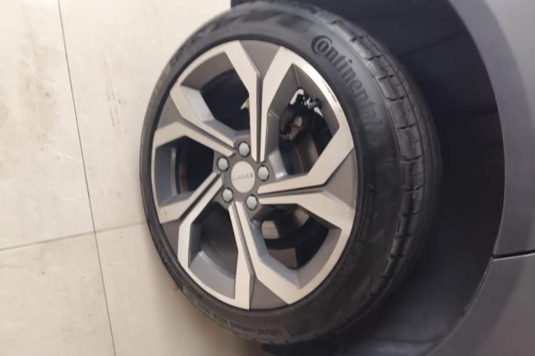 Used Lynk & Co 06 2023 Remix 1.5T Hero Right Rear Wheel Hub