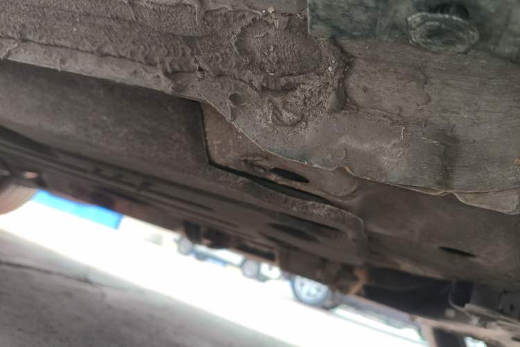 Used Lynk & Co 06 2023 Remix 1.5T Hero Right Side Sill