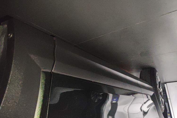 Used Lynk & Co 06 2023 Remix 1.5T Hero Right Side Sill
