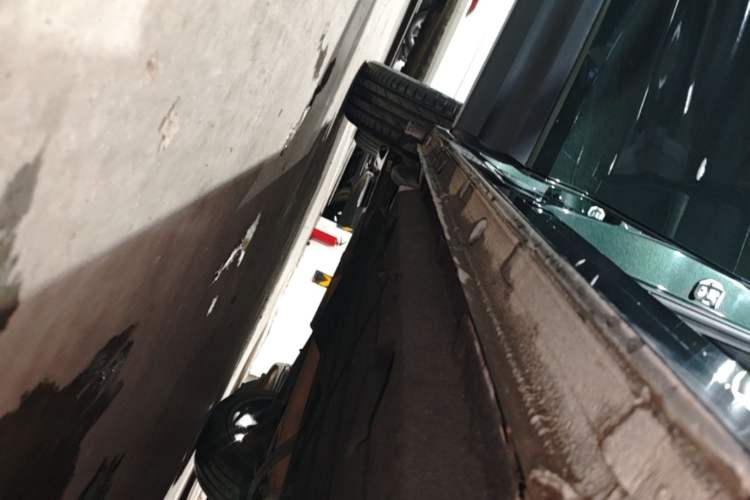 Used Lynk & Co 06 2023 Remix 1.5T Hero Right Side Sill