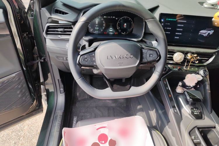 Used Lynk & Co 06 2023 Remix 1.5T Hero Steering Wheel