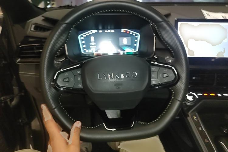 Used Lynk & Co 06 2023 Remix 1.5T Hero Steering Wheel