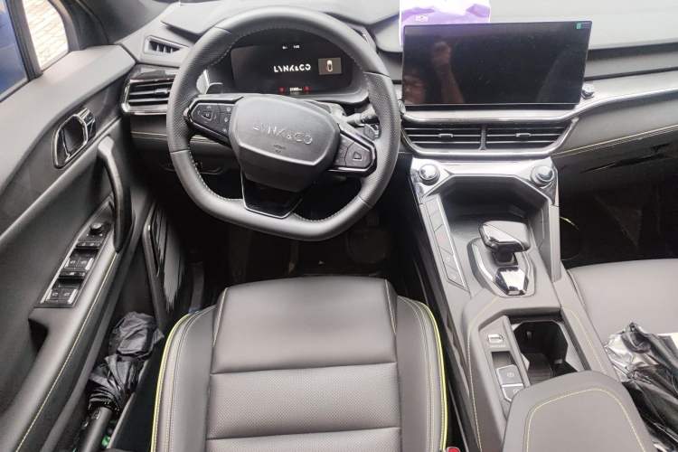 Used Lynk & Co 06 2023 Remix 1.5T Hero Steering Wheel