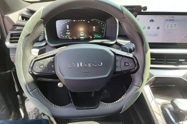 Used Lynk & Co 06 2023 Remix 1.5T Hero Steering Wheel