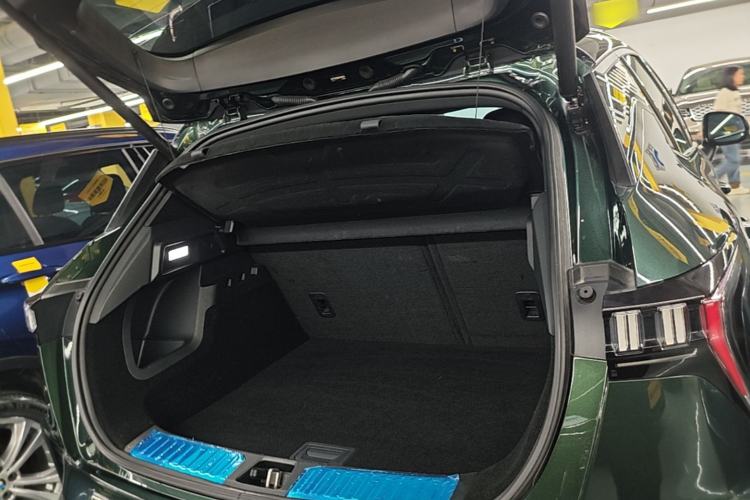 Used Lynk & Co 06 2023 Remix 1.5T Hero Trunk
