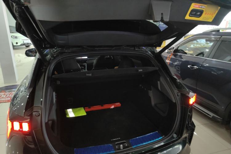 Used Lynk & Co 06 2023 Remix 1.5T Hero Trunk