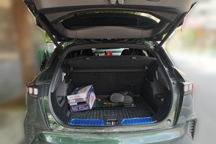 Used Lynk & Co 06 2023 Remix 1.5T Hero Trunk