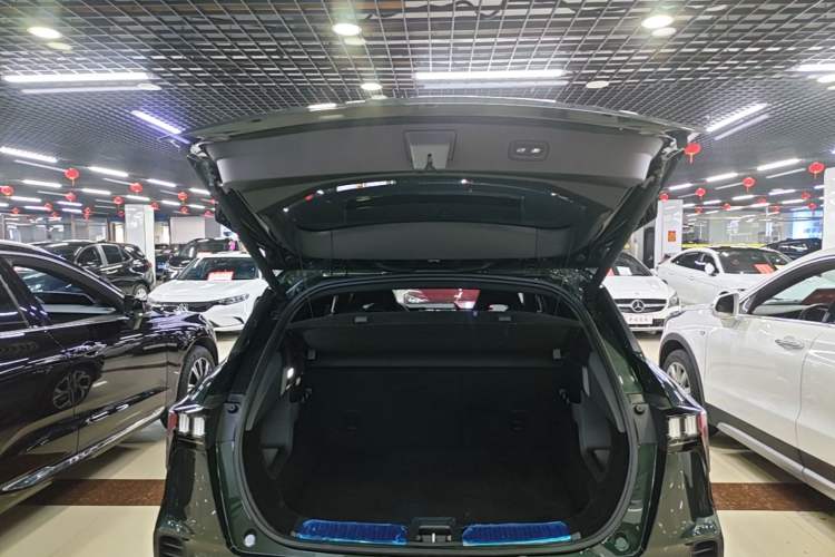 Used Lynk & Co 06 2023 Remix 1.5T Hero Trunk