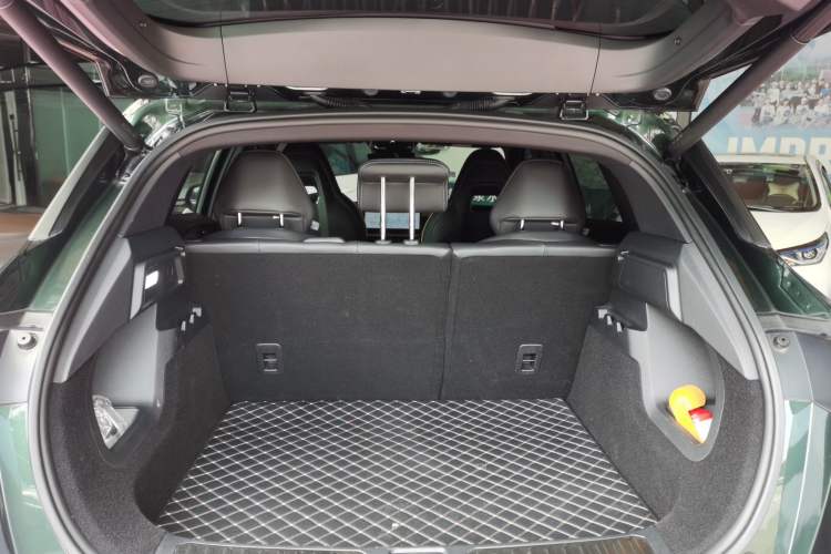 Used Lynk & Co 06 2023 Remix 1.5T Hero Trunk
