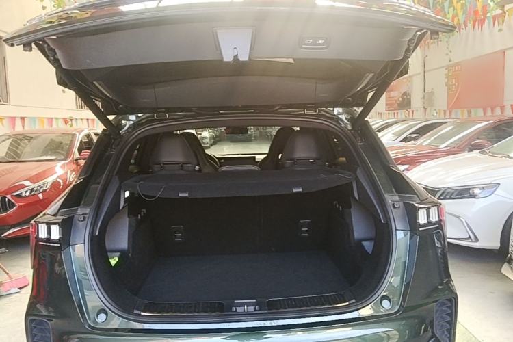 Used Lynk & Co 06 2023 Remix 1.5T Hero Trunk