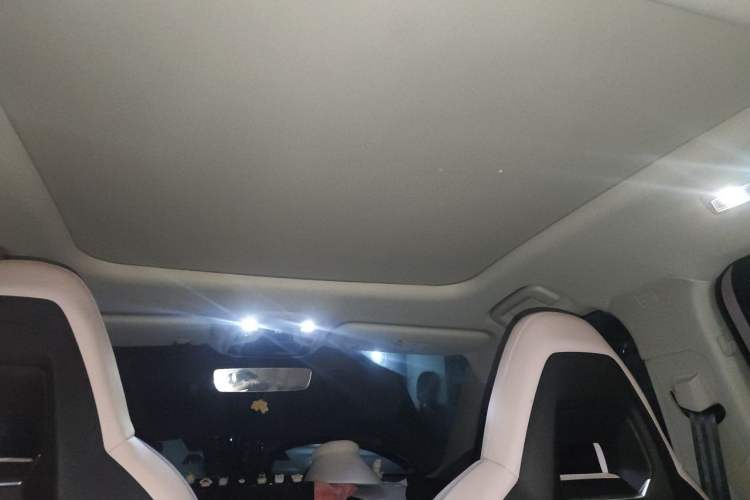 Used Lynk & Co 06 2023 Remix 1.5T Shero Headliner