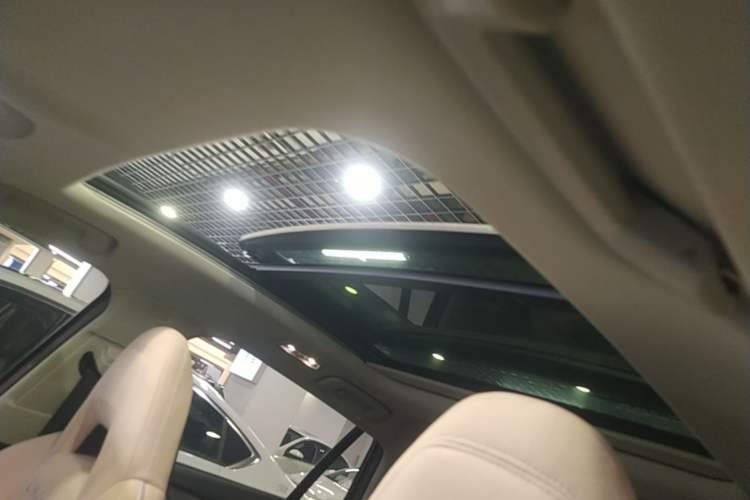 Used Lynk & Co 06 2023 Remix 1.5T Shero Headliner