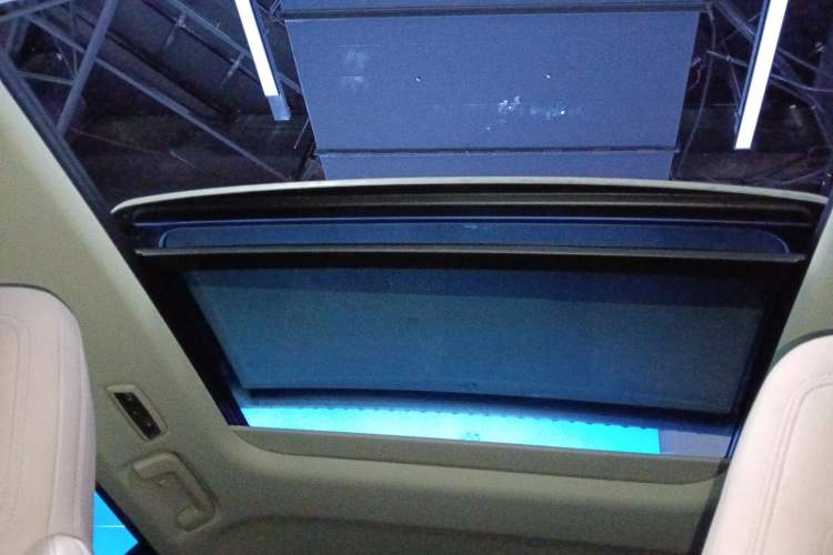Used Lynk & Co 06 2023 Remix 1.5T Shero Headliner