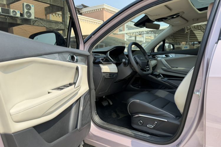 Used Lynk & Co 06 2023 Remix 1.5T Shero Interior 11