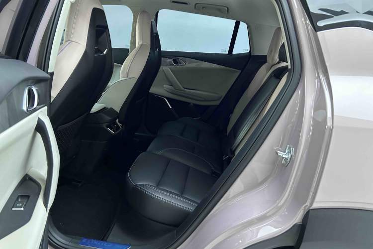 Used Lynk & Co 06 2023 Remix 1.5T Shero Interior 2