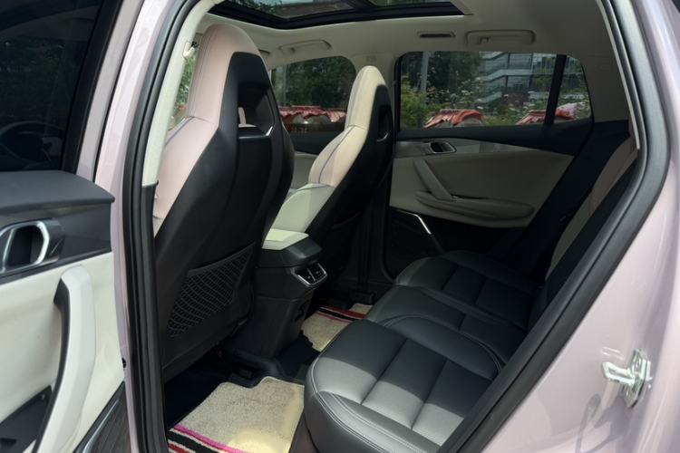 Used Lynk & Co 06 2023 Remix 1.5T Shero Interior 3
