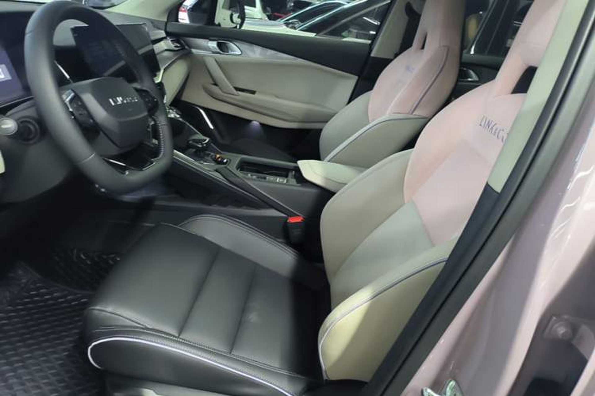 Used Lynk & Co 06 2023 Remix 1.5T Shero Left Front Seat
