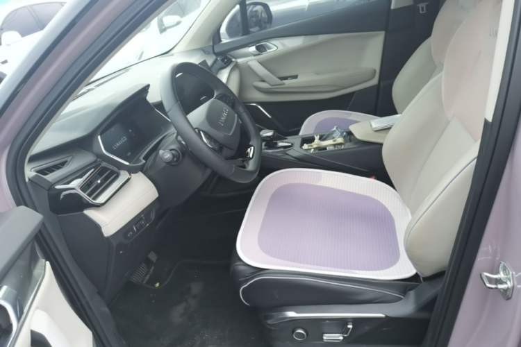 Used Lynk & Co 06 2023 Remix 1.5T Shero Left Front Seat