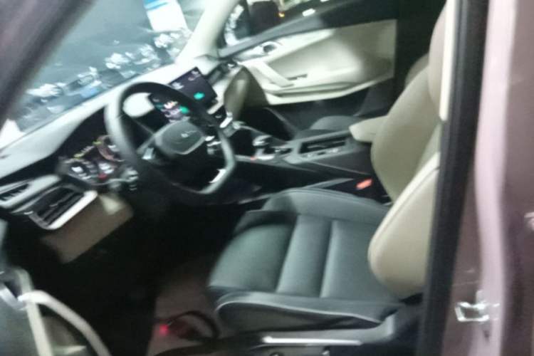 Used Lynk & Co 06 2023 Remix 1.5T Shero Left Front Seat
