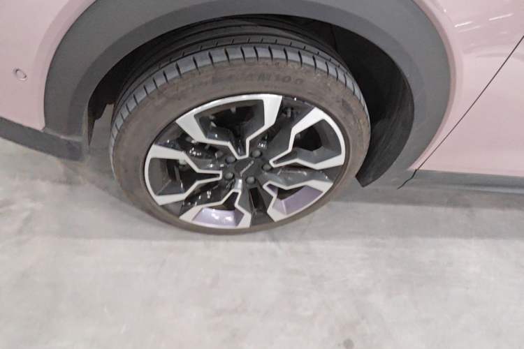 Used Lynk & Co 06 2023 Remix 1.5T Shero Left Front Wheel Hub