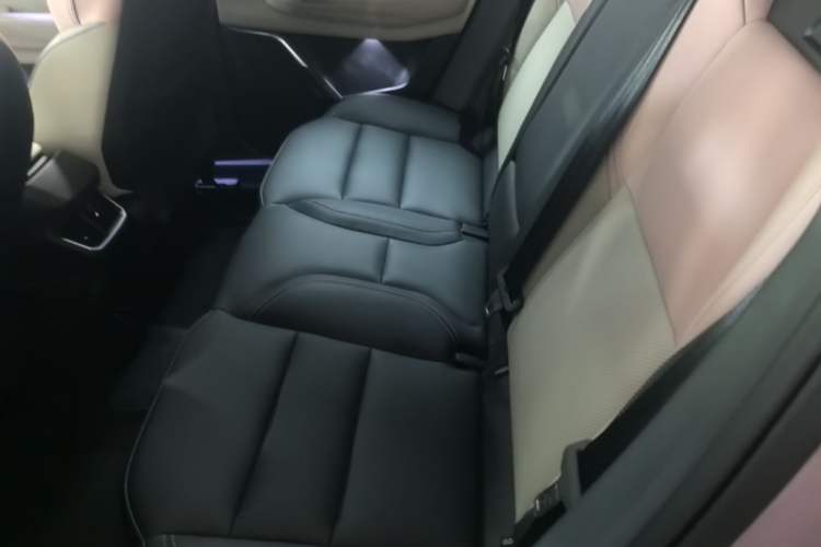 Used Lynk & Co 06 2023 Remix 1.5T Shero Left Rear Seat