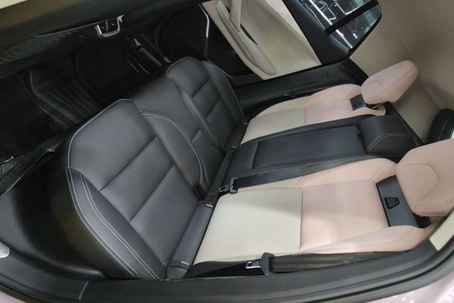 Used Lynk & Co 06 2023 Remix 1.5T Shero Left Rear Seat
