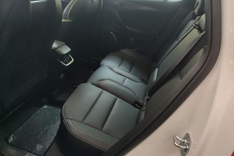 Used Lynk & Co 06 2023 Remix 1.5T Dynamic Halo Left Rear Seat