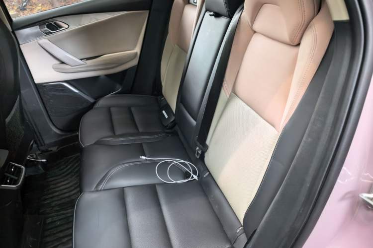 Used Lynk & Co 06 2023 Remix 1.5T Dynamic Halo Left Rear Seat
