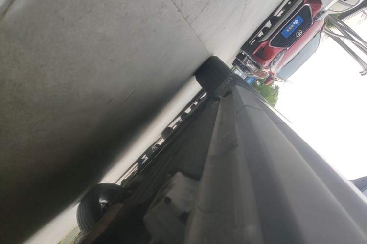 Used Lynk & Co 06 2023 Remix 1.5T Shero Left Side Sill