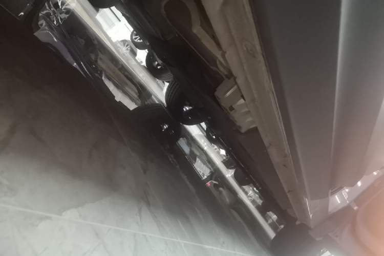 Used Lynk & Co 06 2023 Remix 1.5T Shero Left Side Sill