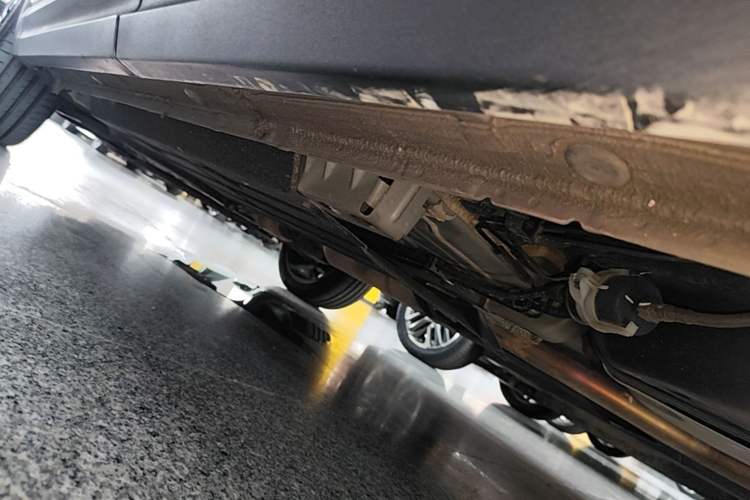 Used Lynk & Co 06 2023 Remix 1.5T Shero Left Side Sill