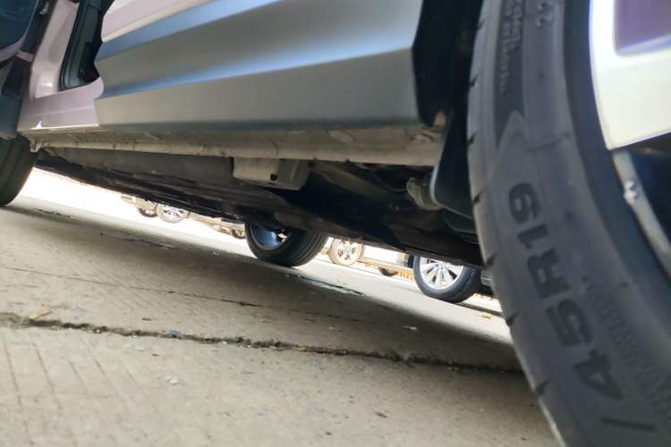 Used Lynk & Co 06 2023 Remix 1.5T Shero Left Side Sill