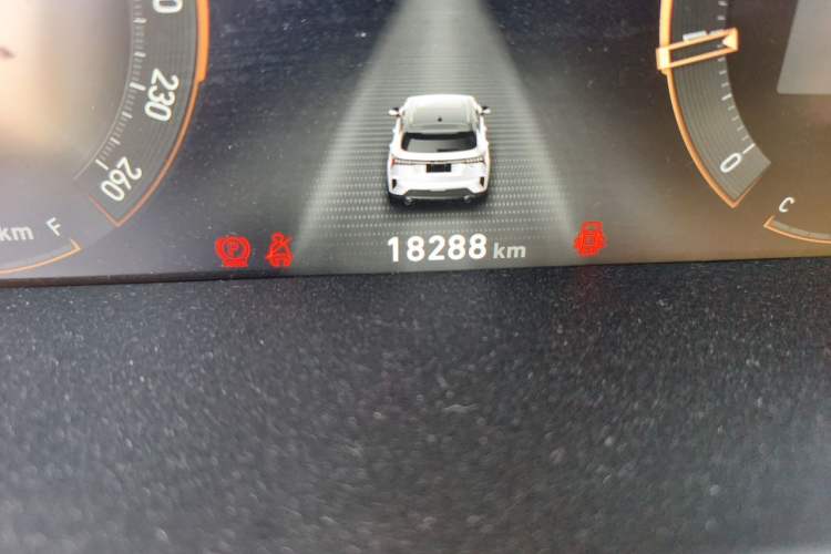 Used Lynk & Co 06 2023 Remix 1.5T Shero Odometer Close Up