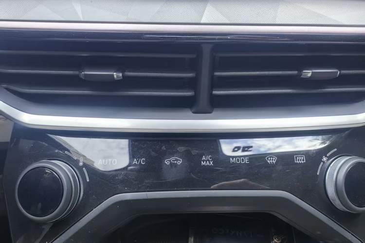 Used Lynk & Co 06 2023 Remix 1.5T Shero Interior 6