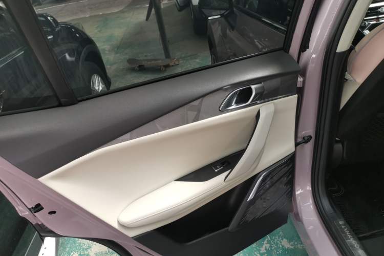 Used Lynk & Co 06 2023 Remix 1.5T Shero Left Rear Door Interior