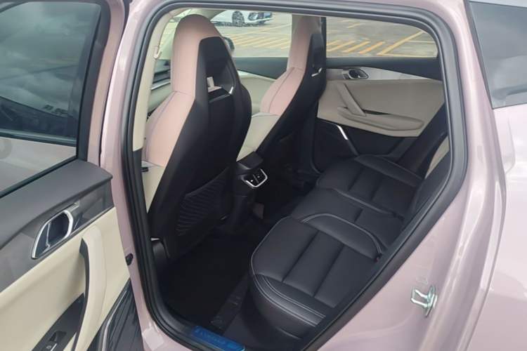 Used Lynk & Co 06 2023 Remix 1.5T Shero Left Rear Seat