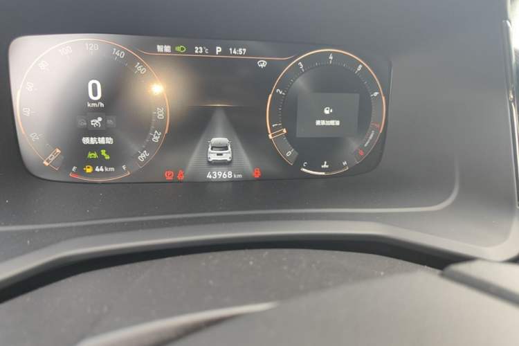Used Lynk & Co 06 2023 Remix 1.5T Hero Odometer Close Up