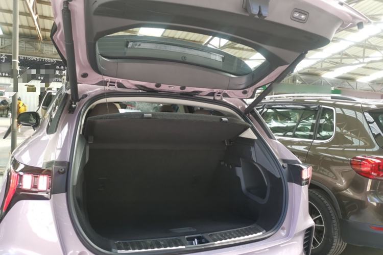 Used Lynk & Co 06 2023 Remix 1.5T Shero Trunk