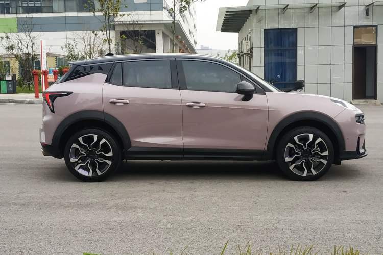 Used Lynk & Co 06 2023 Remix 1.5T Shero Exterior 4