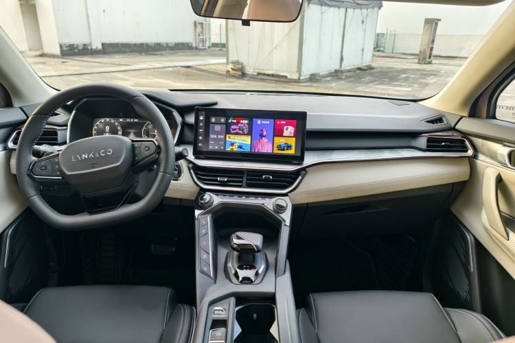 Used Lynk & Co 06 2023 Remix 1.5T Shero Interior 2