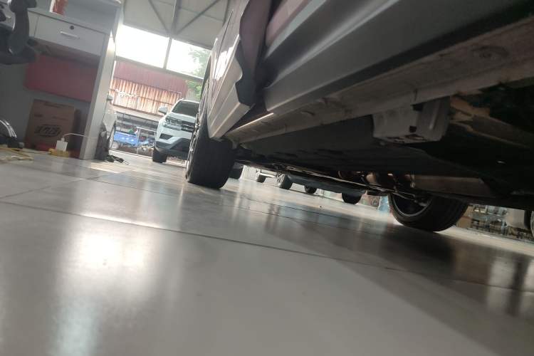 Used Lynk & Co 06 2023 Remix 1.5T Shero Left Side Sill