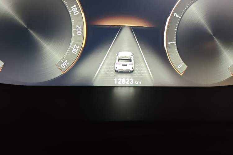 Used Lynk & Co 06 2023 Remix 1.5T Shero Odometer Close Up